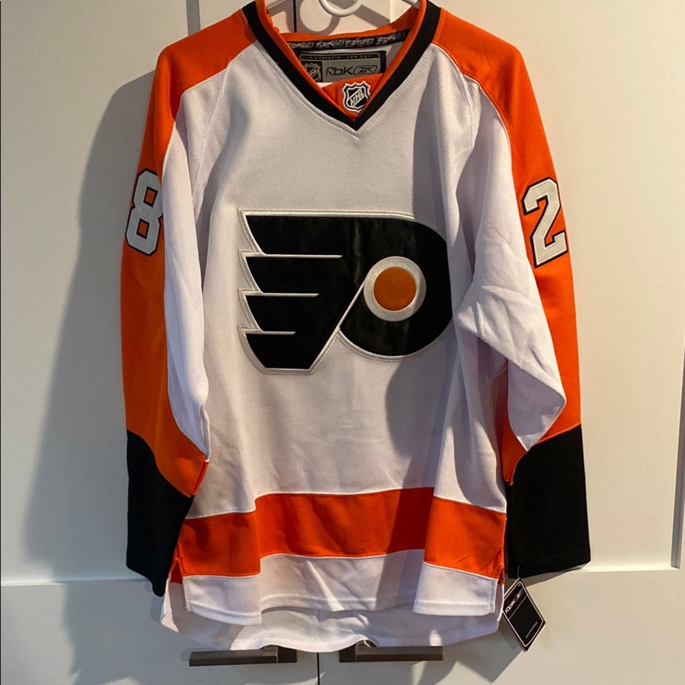 Philadelphia Flyers Giroux NHL Reebok Jersey, Men’s Large NWT CLEARANCE PRICED!!